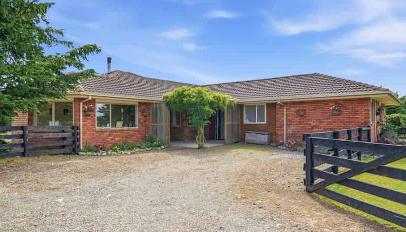 639 Depot Road, Oxford