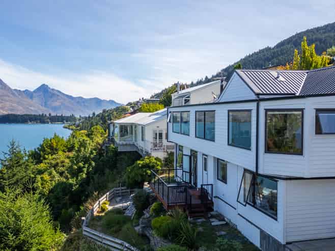 22 Golden Terrace, Queenstown