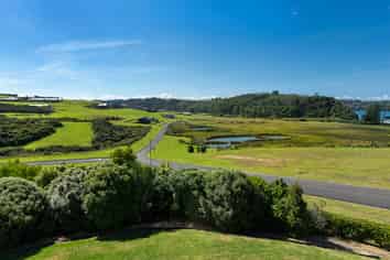 98 Ahumoana Road, Okura Bush