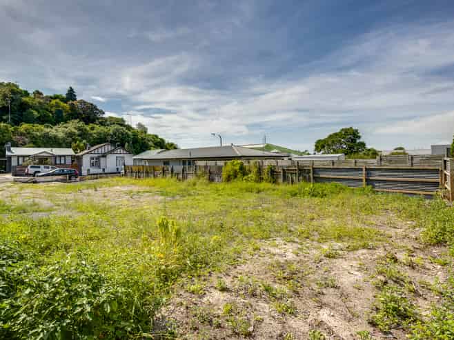 14 Chaucer Road South, Hospital Hill