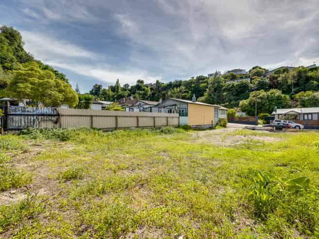 14 Chaucer Road South, Hospital Hill