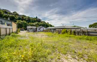 14 Chaucer Road South, Hospital Hill