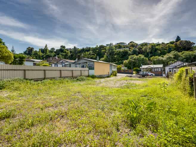 14 Chaucer Road South, Hospital Hill