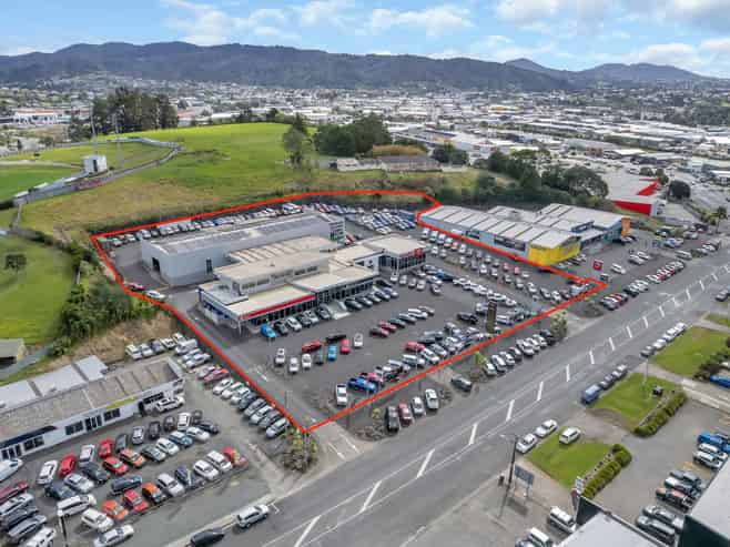 Freehold investment secured by Tristram Auto Group