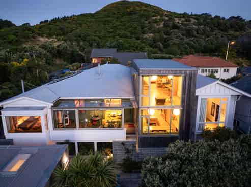 17 Dover Street, Island Bay