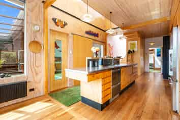 17 Dover Street, Island Bay