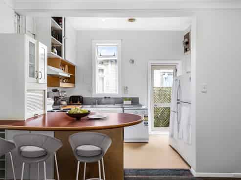 275 Adelaide Rd, Newtown