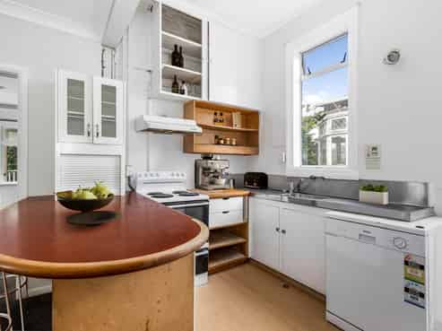 275 Adelaide Rd, Newtown