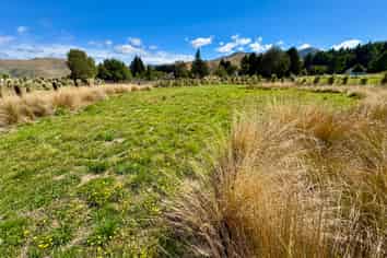 16 Soper Street, Athol