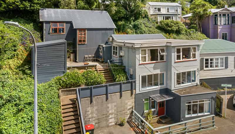 1 & 2/1 Entrance Street, Aro Valley