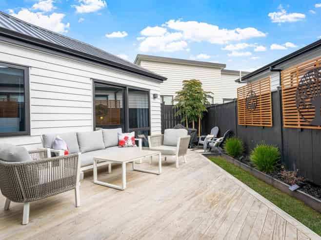 8 Matahae Crescent, Milldale