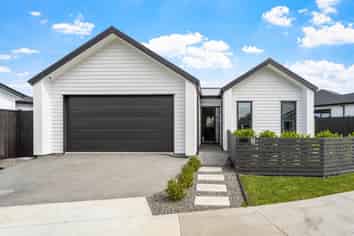 8 Matahae Crescent, Milldale