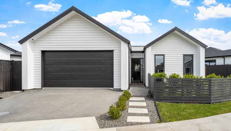 8 Matahae Crescent, Milldale
