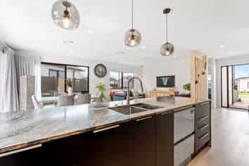 8 Matahae Crescent, Milldale