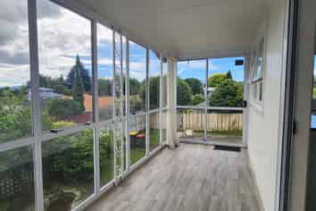 64 Otonga Road, Springfield