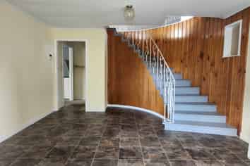 64 Otonga Road, Springfield