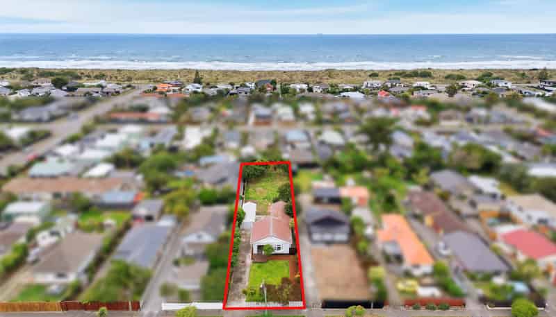 259 Estuary Road, South New Brighton