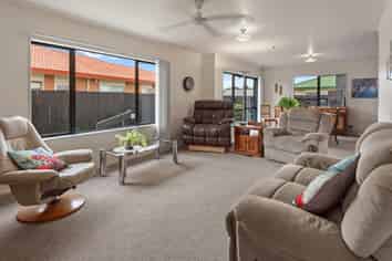 25 Elm Place, TIKIPUNGA