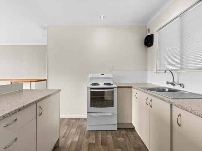 16 Shearer Place, Pirimai