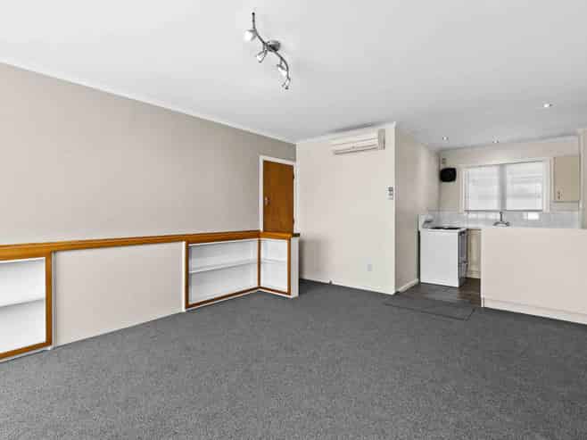 16 Shearer Place, Pirimai