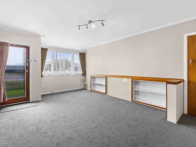 16 Shearer Place, Pirimai