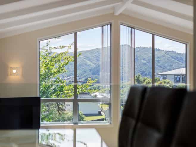 30 Davis Grove, Wainuiomata