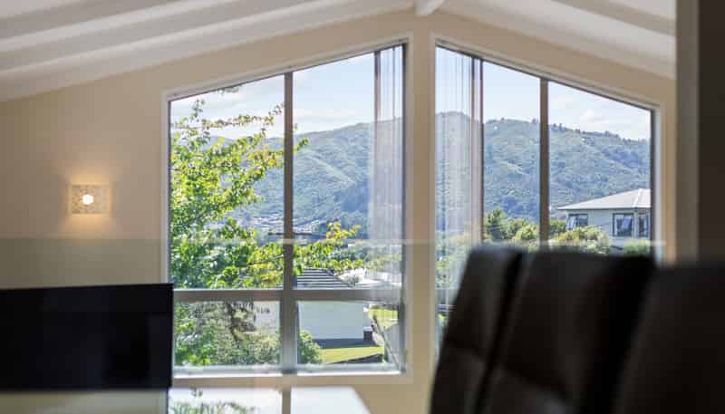 30 Davis Grove, Wainuiomata