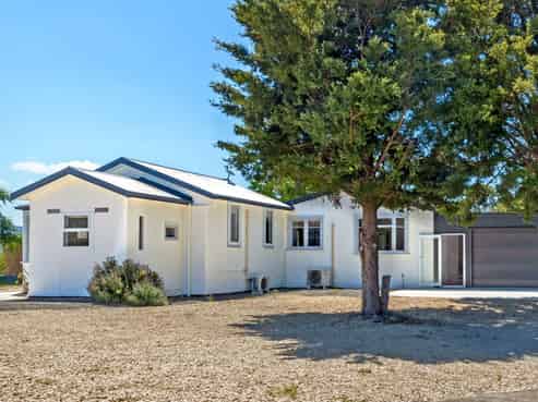 27 YMCA Road, Mahia