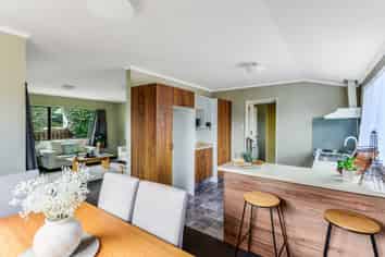 5/55 Tuhikaramea Road, Dinsdale