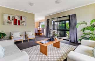 5/55 Tuhikaramea Road, Dinsdale