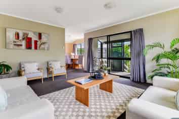 5/55 Tuhikaramea Road, Dinsdale