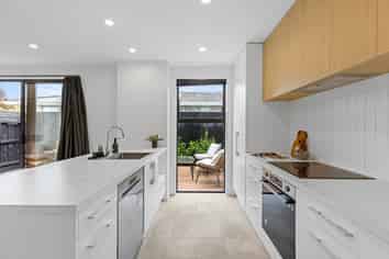 4/80 Mackworth Street, Woolston