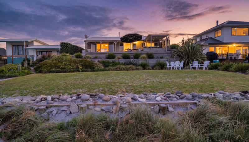 151 Pukehina Parade, Pukehina