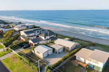 151 Pukehina Parade, Pukehina