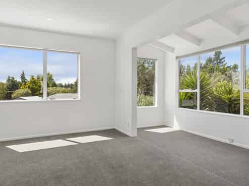 2/230 Rifle Range Road, Tauhara