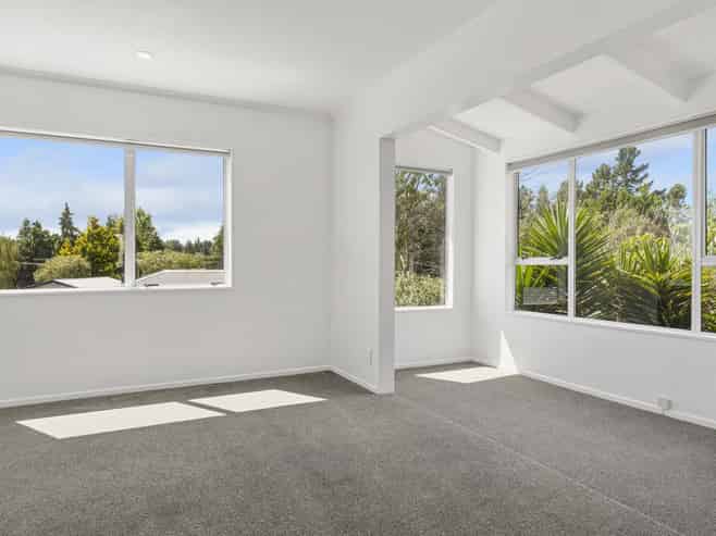 2/230 Rifle Range Road, Tauhara