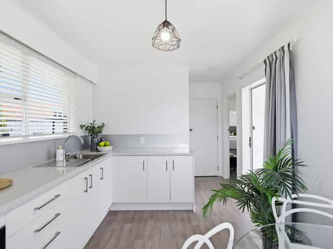 284A Botanical Road, West End