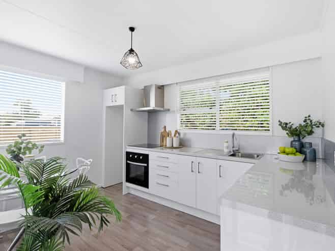 284A Botanical Road, West End