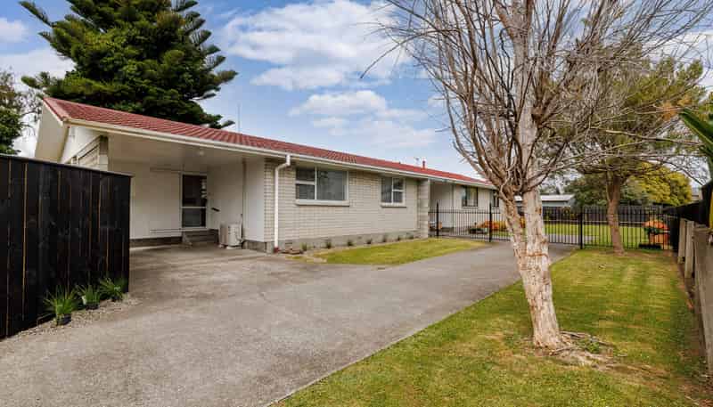 284A Botanical Road, West End