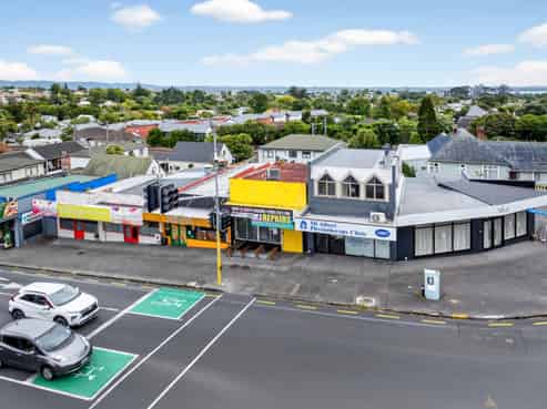 Freehold opportunity with add-value upside