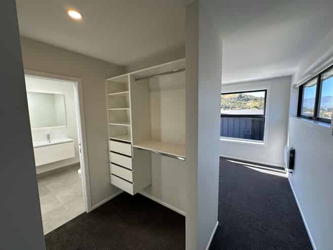 14 Southdown Rd, Jacks Point