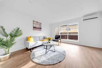 3B Kelvyn Grove, Hillpark