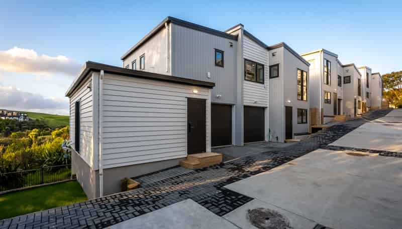 6/1090 Beach Road, Torbay