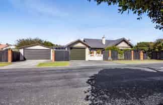 70 Collins Street, Hawera