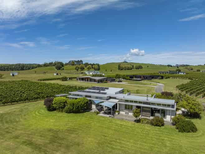 11 Tirohanga Road, Haumoana