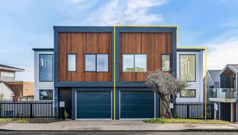 21E Knights Road, Rothesay Bay