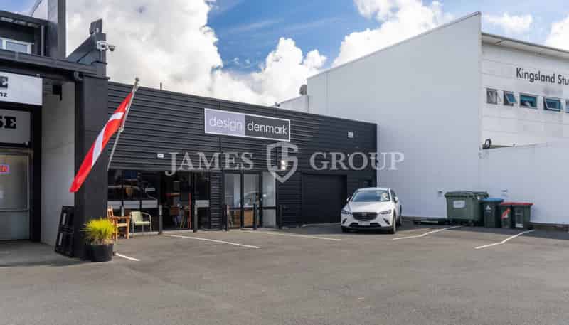 351 New North Road, Kingsland