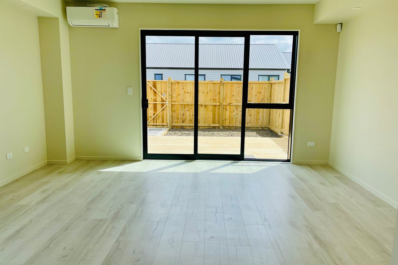 New Corner site Four Bedroom Duplex - Vista 3