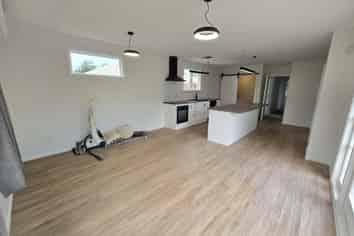 8 English Street, Sockburn