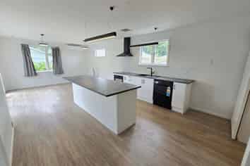 8 English Street, Sockburn